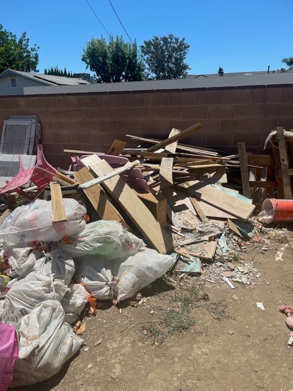 Transform Your Space with West Hills Cleanup image