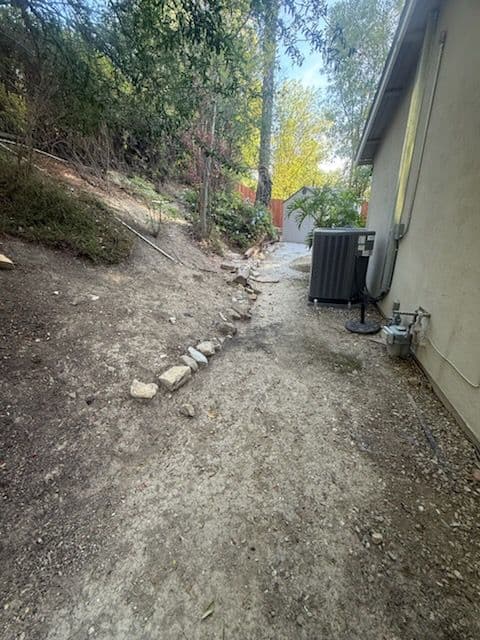 Gallery photos for West Hills Yard Clean-Up: Image #2